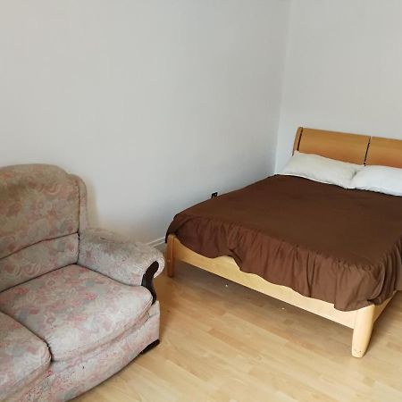 Budget Double Bedroom Near Glasgow City Centre And West End Zewnętrze zdjęcie