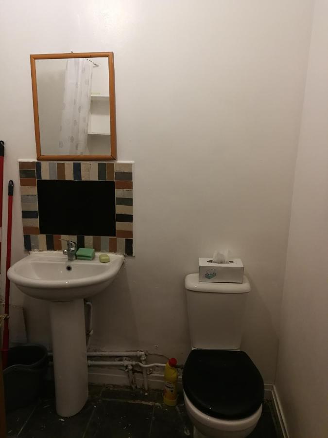 Budget Double Bedroom Near Glasgow City Centre And West End Zewnętrze zdjęcie