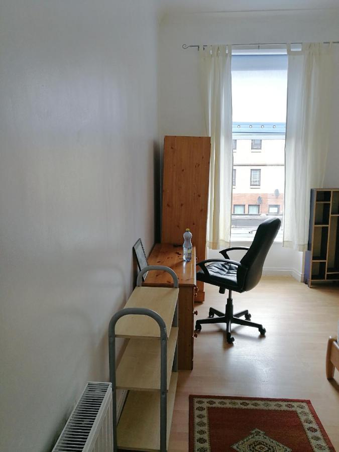 Budget Double Bedroom Near Glasgow City Centre And West End Zewnętrze zdjęcie